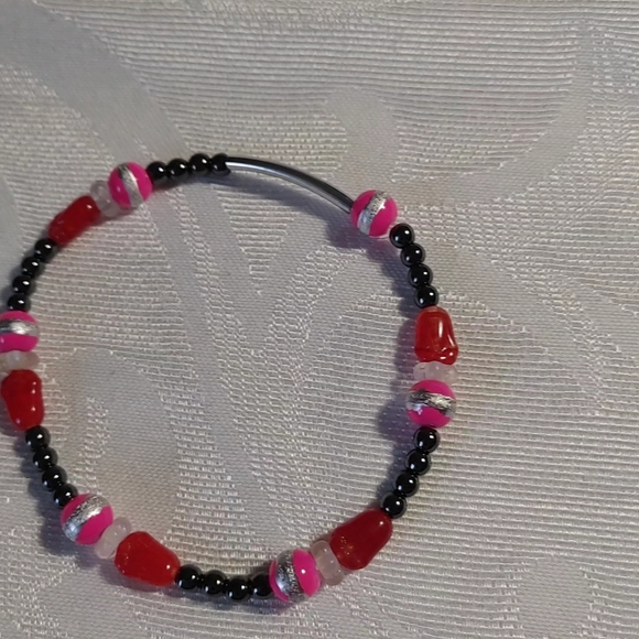 Beaded stretchy bracelets - Picture 2 of 2